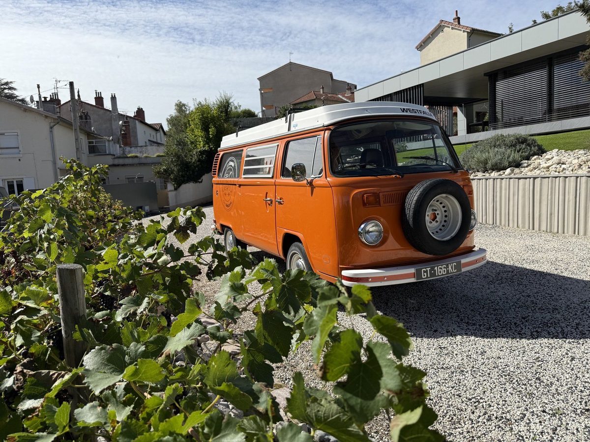 Casimir, le Combi orange